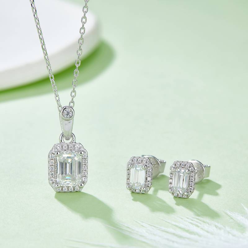 Affordable Luxury长方形S925银镀白金MoissanitePendantStud Earring套装